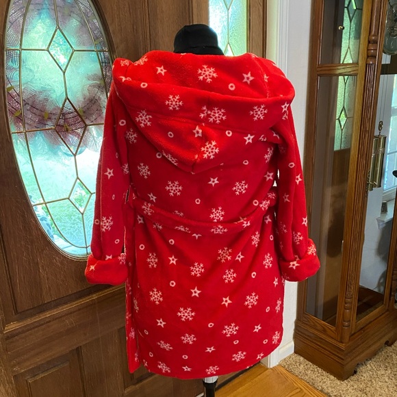 Girls Robe - Picture 2 of 3